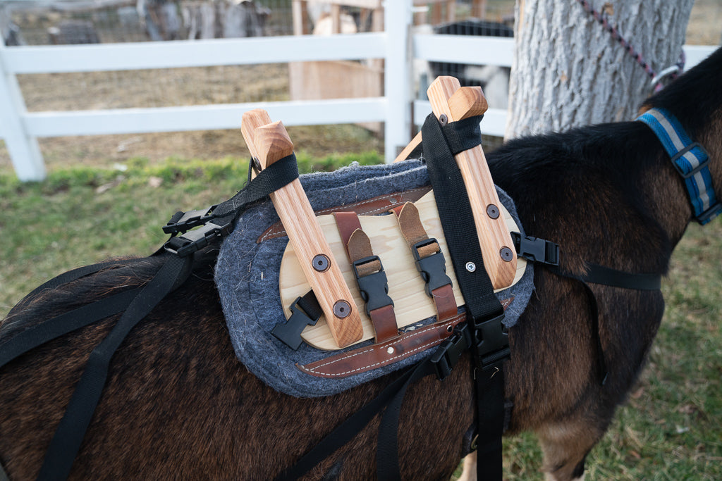 Classic Pack Goat Saddle – Durable Sawbuck Saddle with Modern Comfort Features