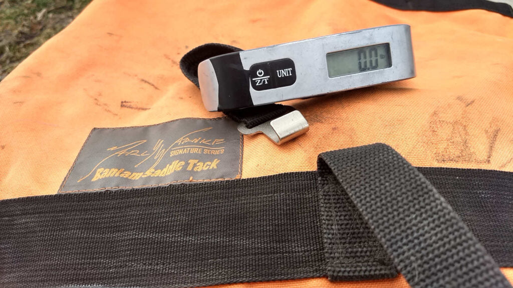 Pannier Goat Scale – Essential for Balanced Packing & Baby Goat Weighing